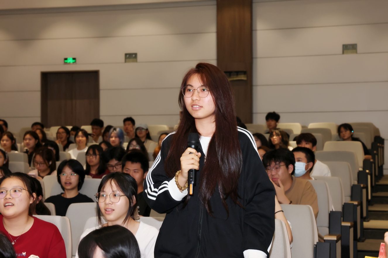 135A0844_副本.jpg